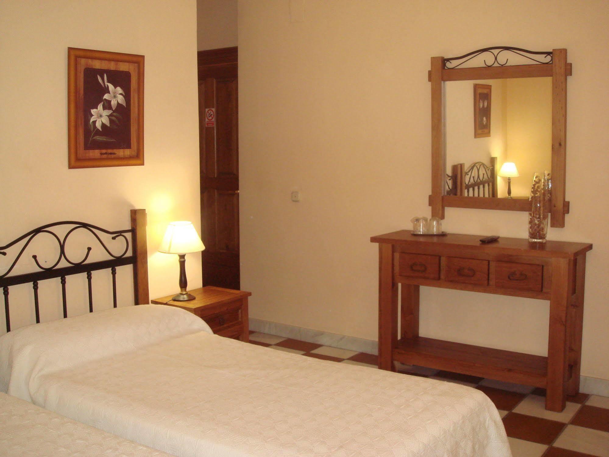 Hotel Boutique La Zubia Extérieur photo